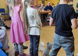 Prvňáčci ze ZŠ Butovická na návštěvě Domova sv. Anny